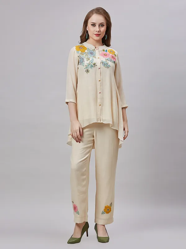 Stunning cream cotton co ord set