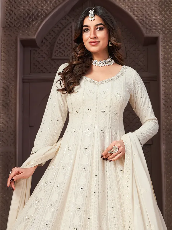 Stunning cream georgette anarkali salwar suit