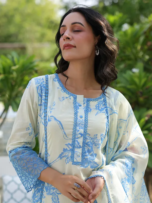 Stunning cream kurti set in silk