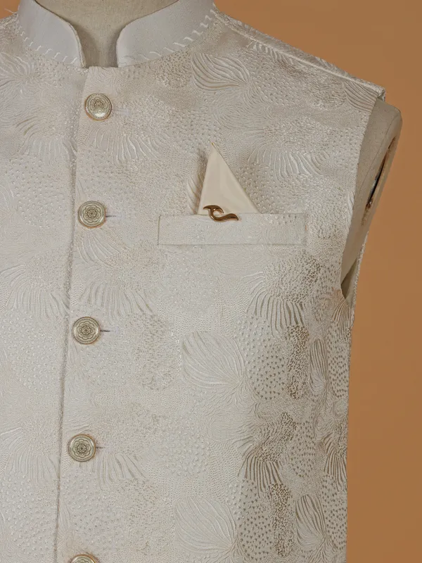 Stunning cream terry rayon wasitcoat