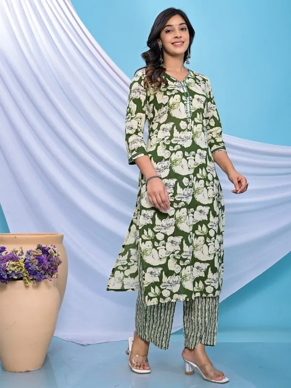 Stunning green cotton kurti set
