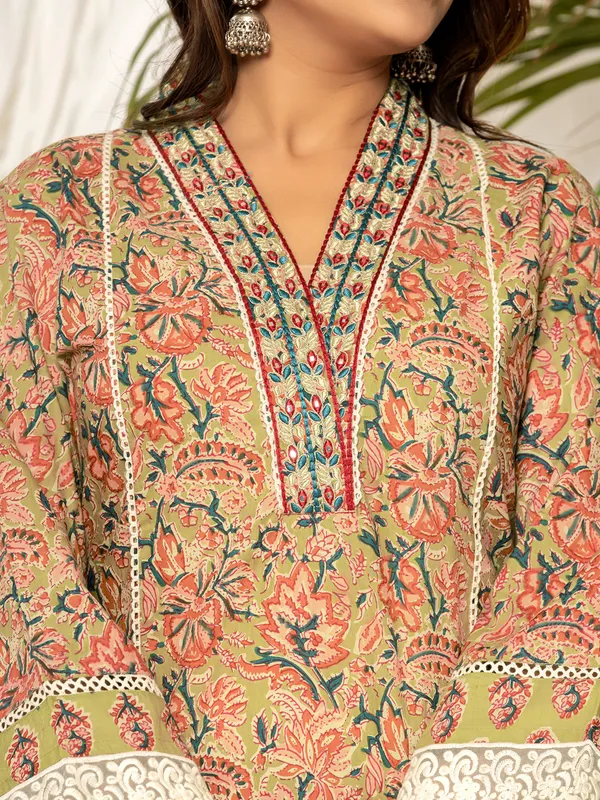 Stunning green cotton printed kurti set