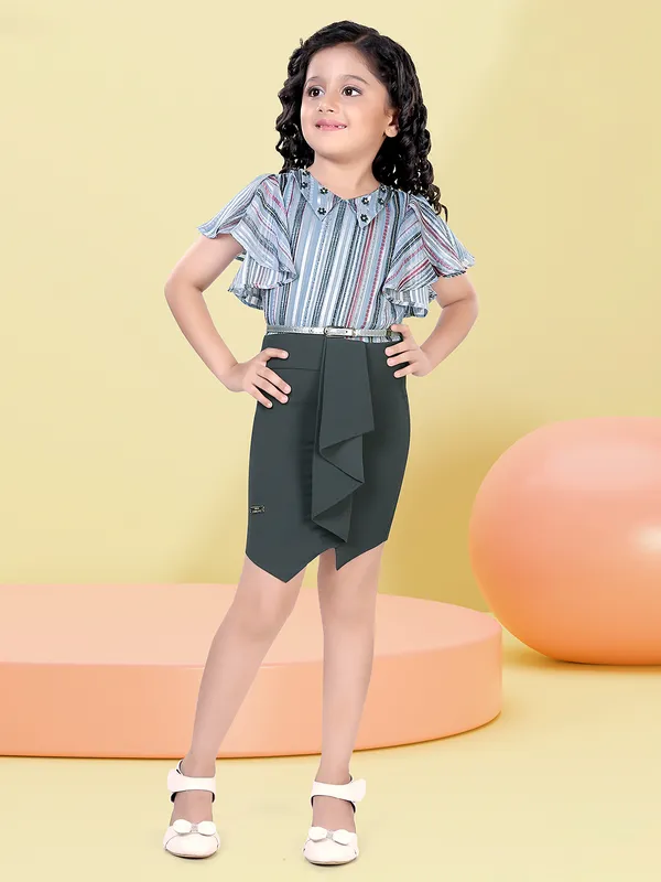 Stunning grey girls dress
