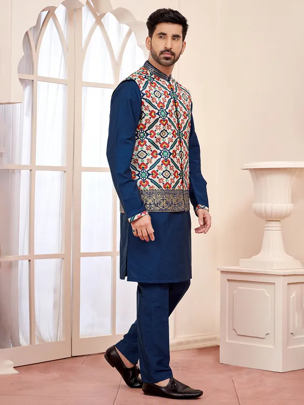 Stunning indigo blue waistcoat set for men