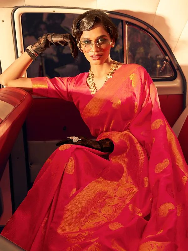 Stunning magenta silk saree for wedding