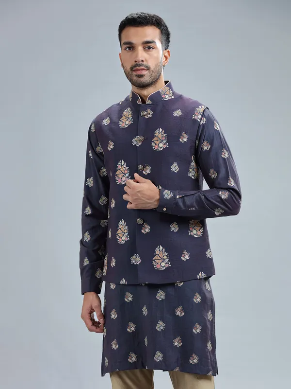 Stunning navy waistcoat set in silk