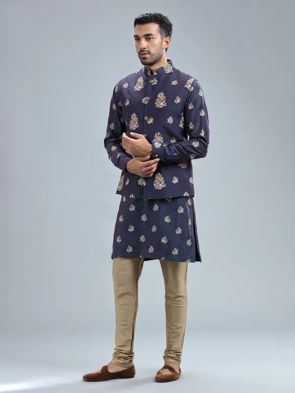 Stunning navy waistcoat set in silk