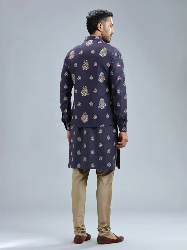 Stunning navy waistcoat set in silk