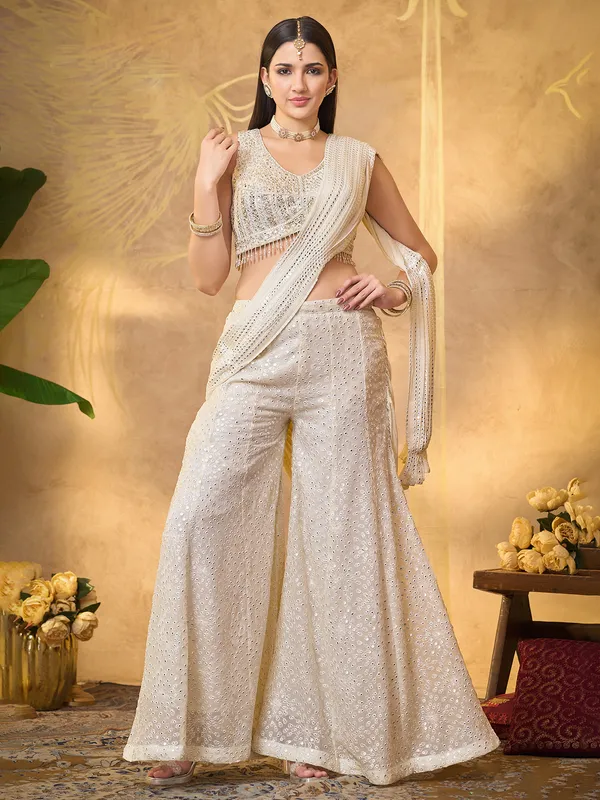 Stunning off white georgtte palazzo suit