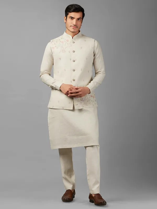 Stunning off-white linen waistcoat set