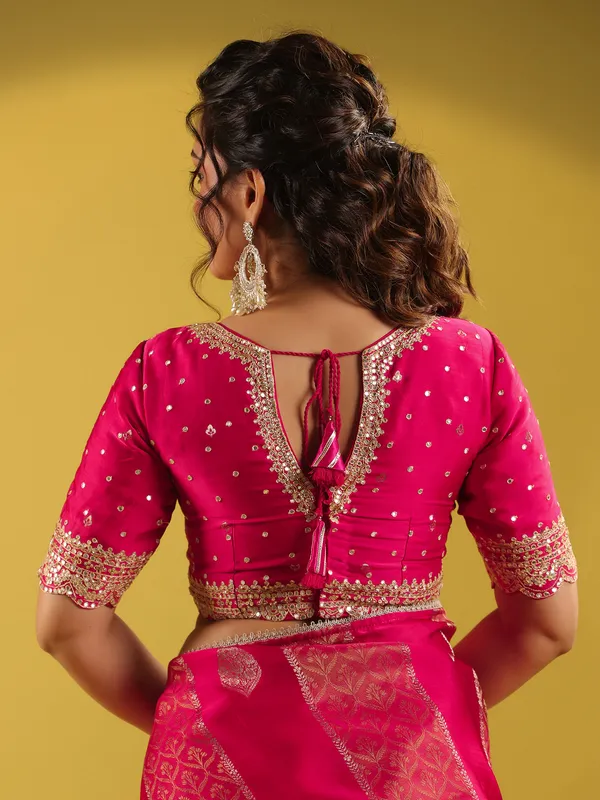 Stunning pink silk saree for wedding wear