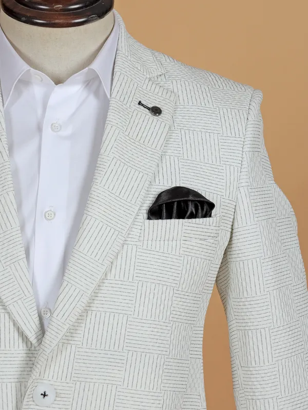 Stunning texture terry rayon blazer in off-white
