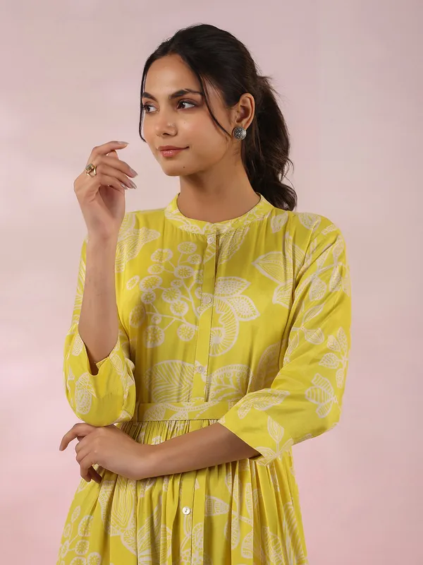 Stunning yellow printed cotton dress