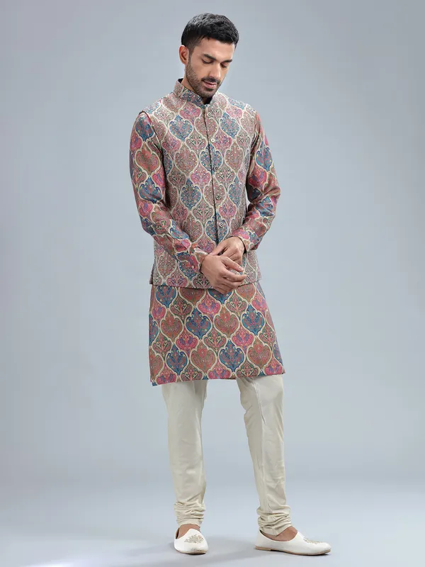Stuuning multi-color printed waistcoat set