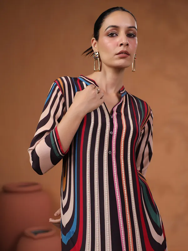 Stylish black printed cotton kurti
