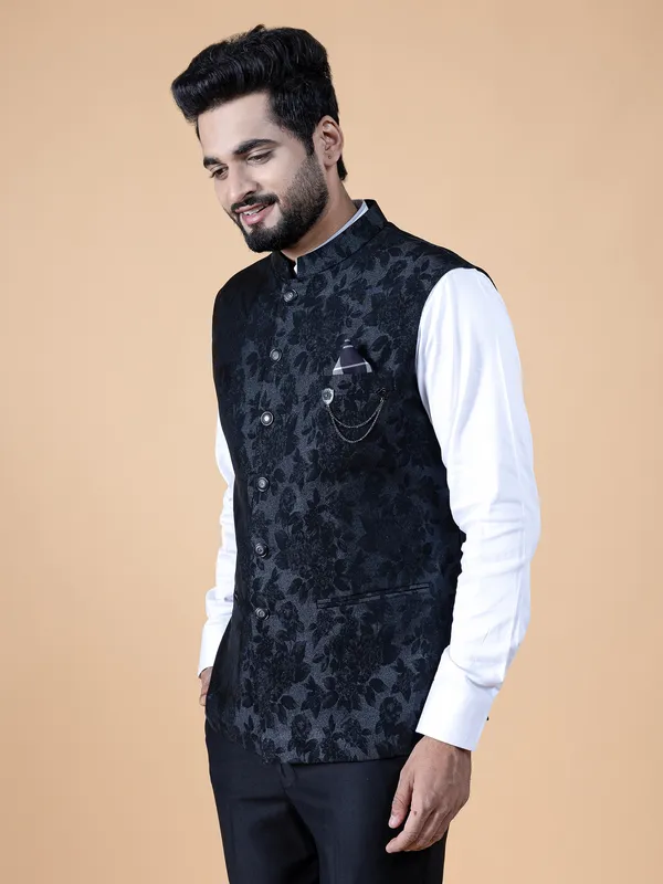 Stylish black printed waistcoat