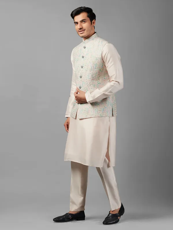 Stylish cream waistcoat set