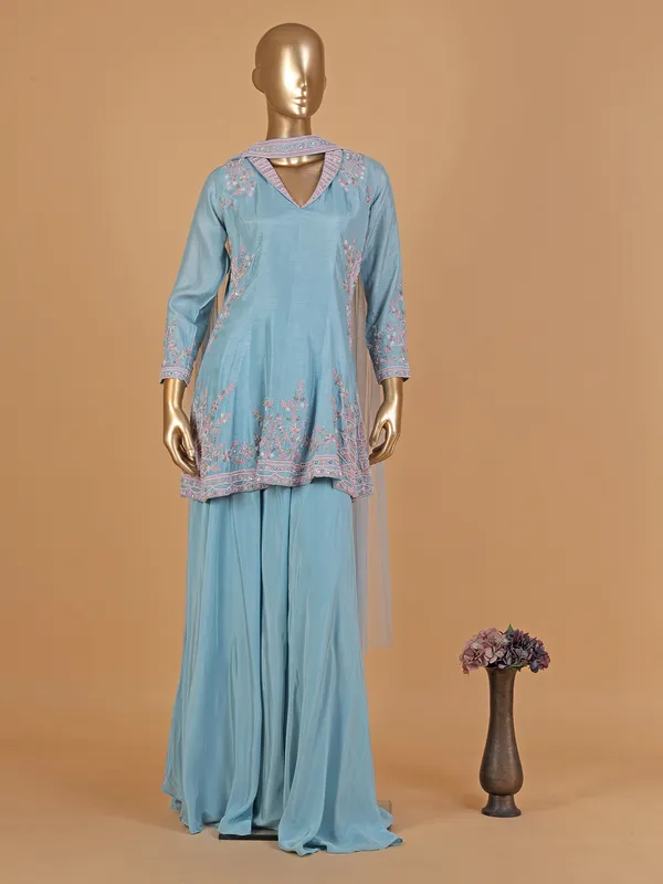 Stylish light blue raw silk palazzo suit