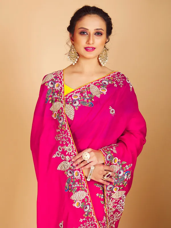 Stylish magenta semi orgnza saree