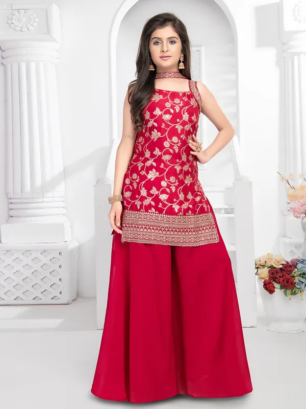 Stylish magenta silk palazzo set