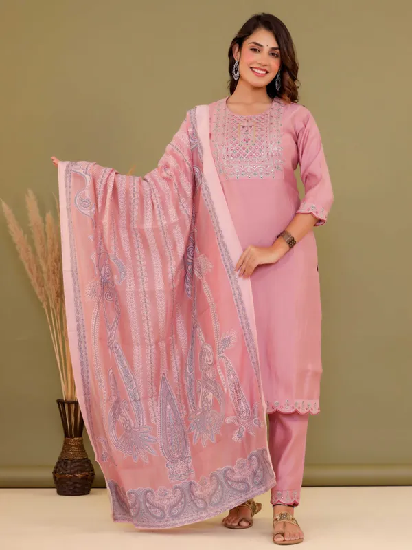 Stylish pink cotton kurti set