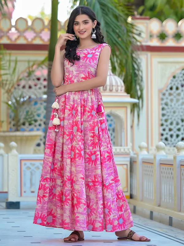 Stylish pink cotton printed long kurti