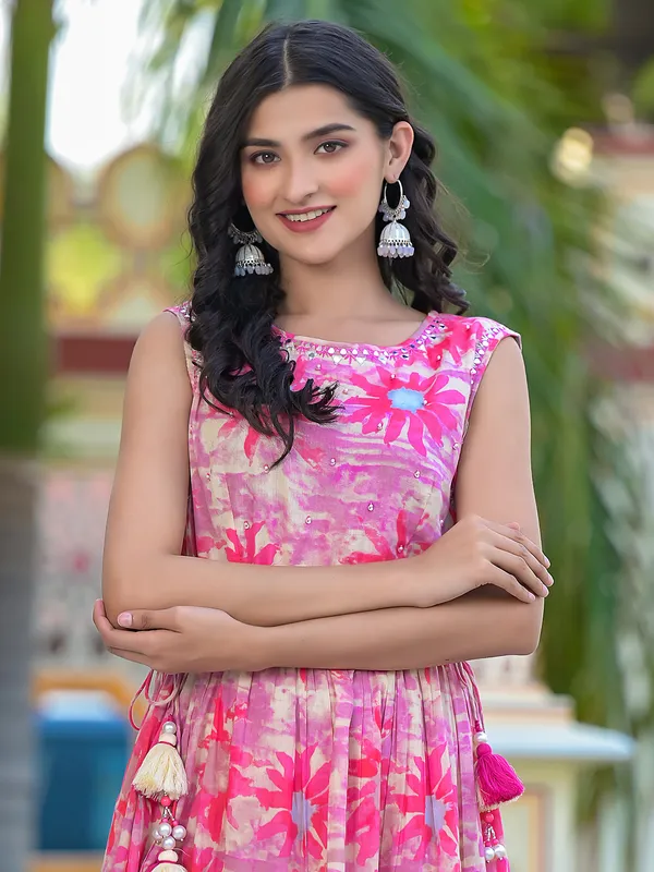 Stylish pink cotton printed long kurti