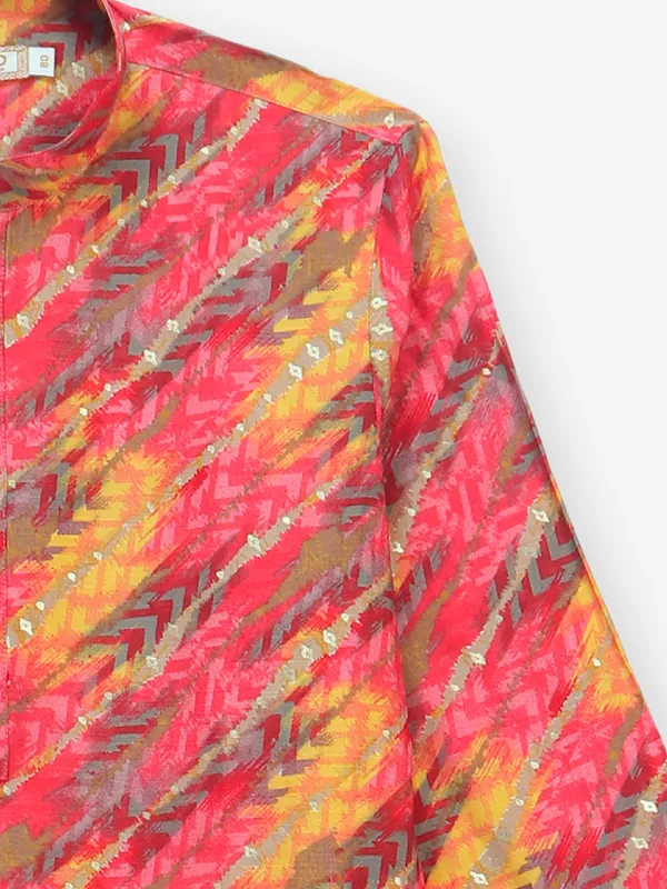 Stylish red printed cotton kurta set for boys