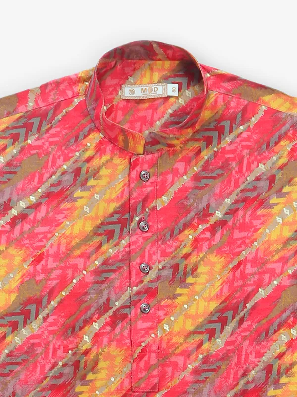 Stylish red printed cotton kurta set for boys