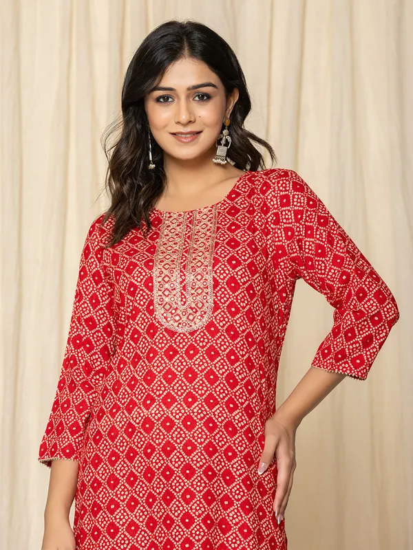 Stylish red printed kurti set in silk