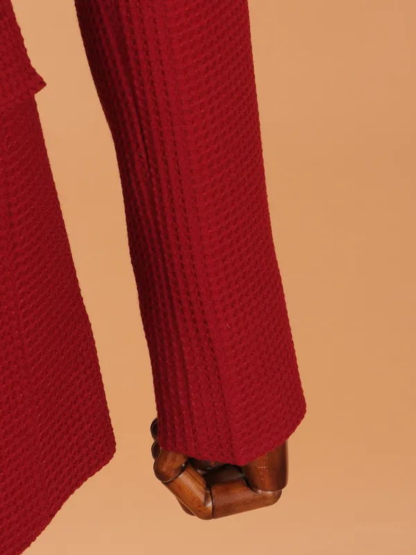 Stylish textured red cotton blazer for men