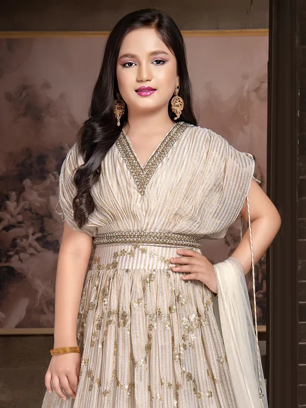 Stylish white lehenga choli in silk