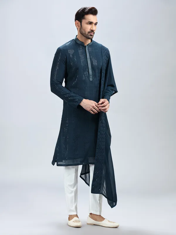 Teal blue embroidery kurta set with dupatta for men