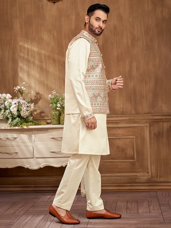 Timeless elegance cream embroidered waistcoat set for men
