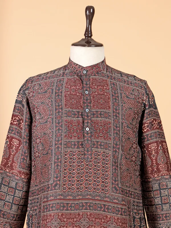Traditional brown printed cotton kurta for men