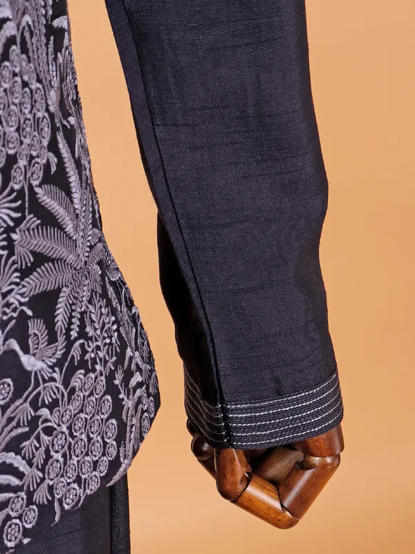 Traditional navy blue waistcoat set for man