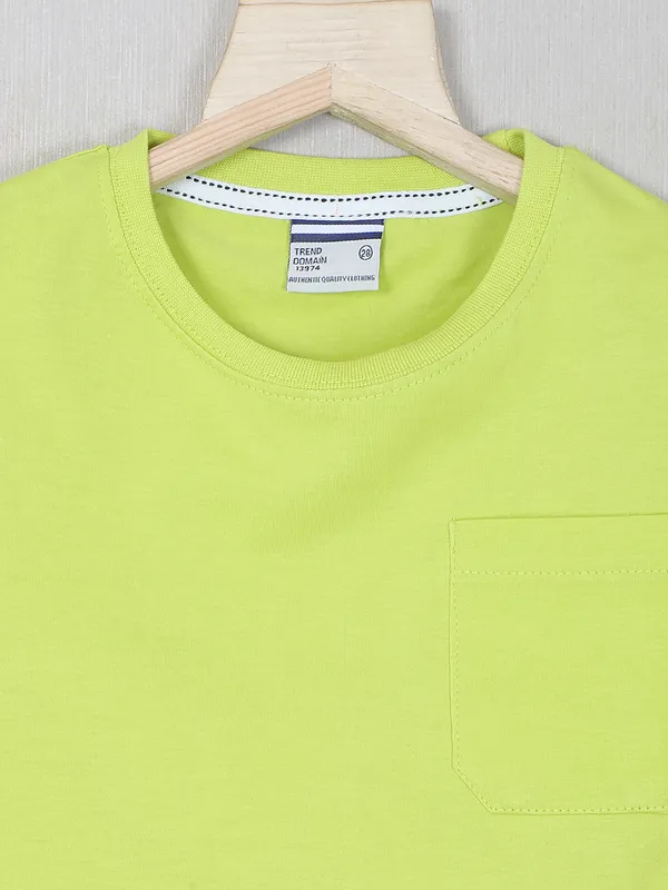 Trend printed lime green casual t-shirt for boys