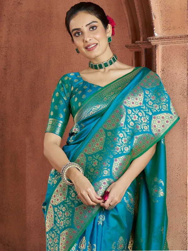 Trendy aqua silk saree for wedding