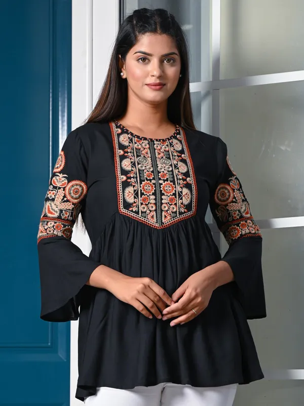 Trendy black cotton tunic top