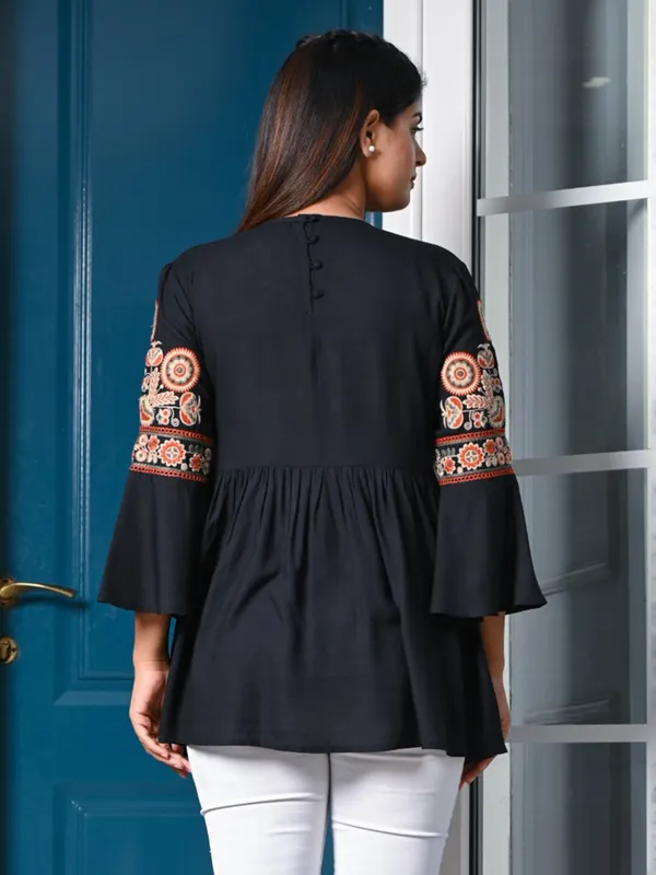 Trendy black cotton tunic top