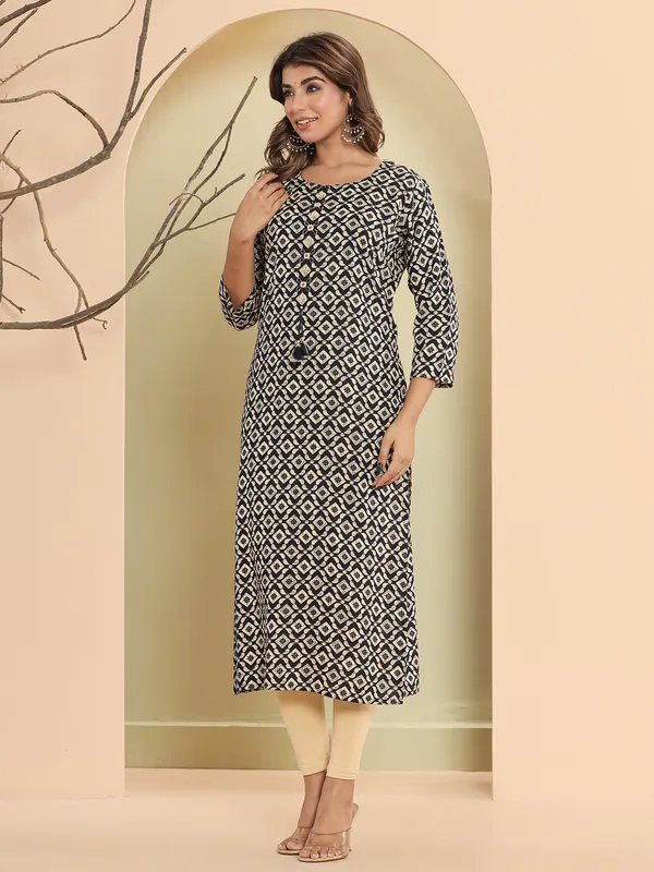 Trendy black printed cotton kurti