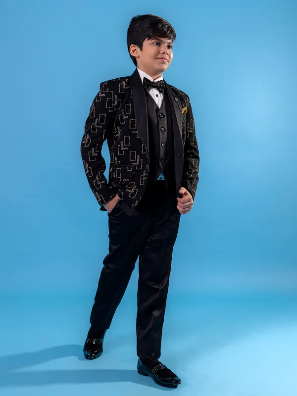 Trendy black printed suit for wedding events