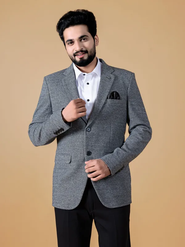 Trendy black textured blazer