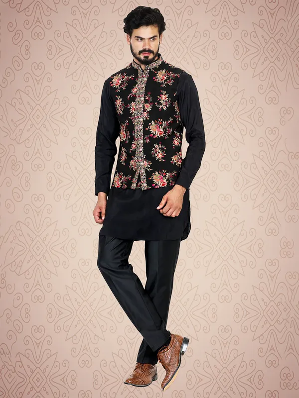 Trendy black velvet waistcoat set