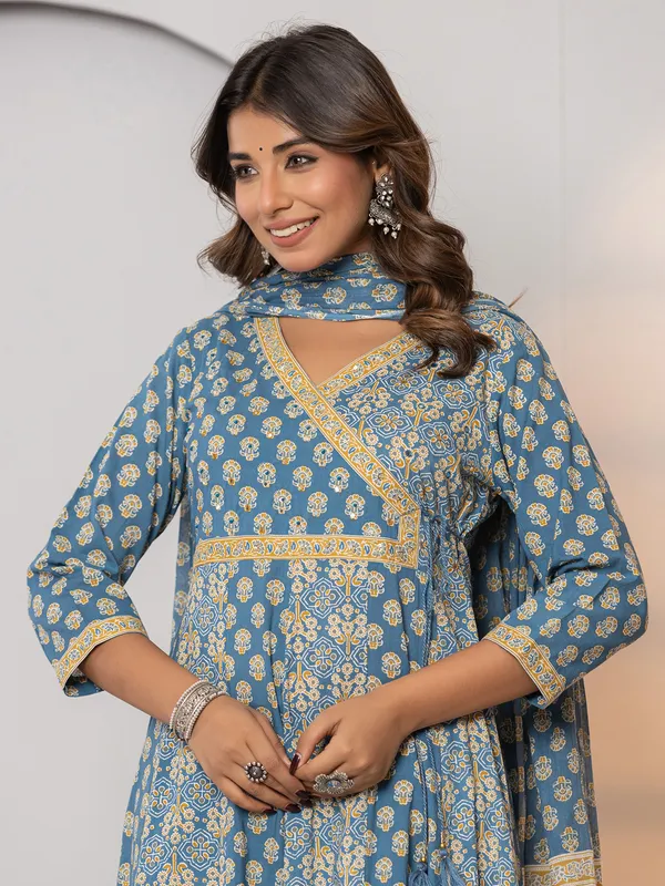 Trendy blue cotton printed kurti set