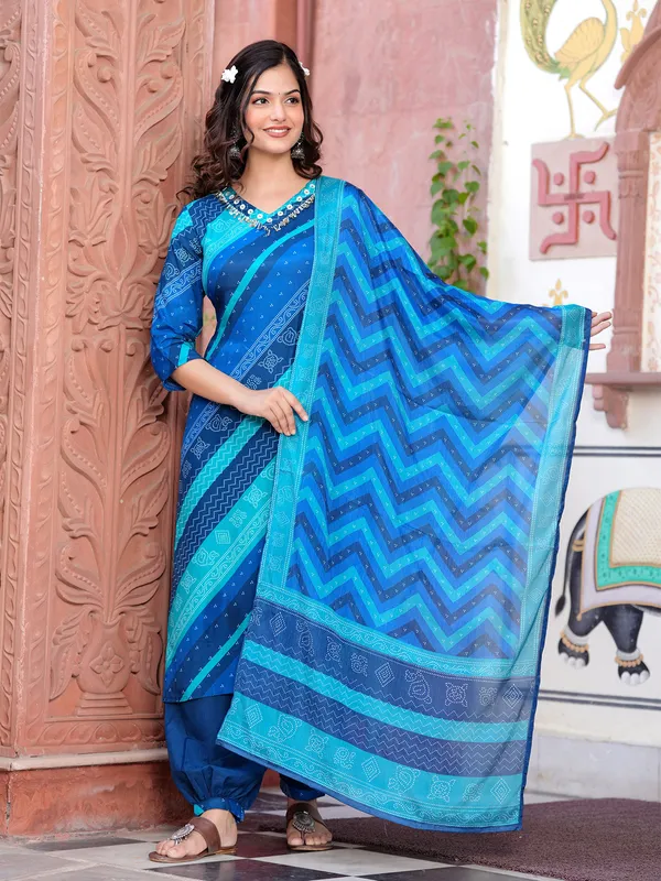 Trendy blue printed kurti set in silk