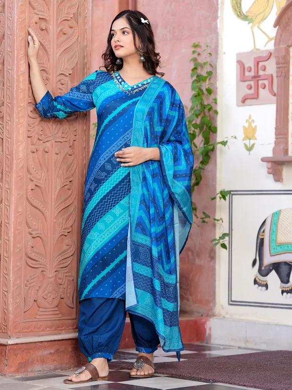 Trendy blue printed kurti set in silk