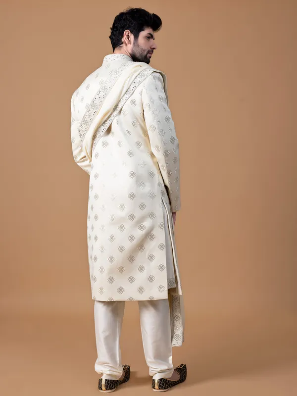 Trendy cream sherwani in silk