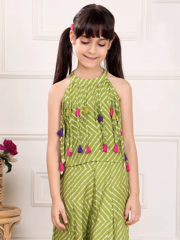 Trendy green cotton co-ord set for girls