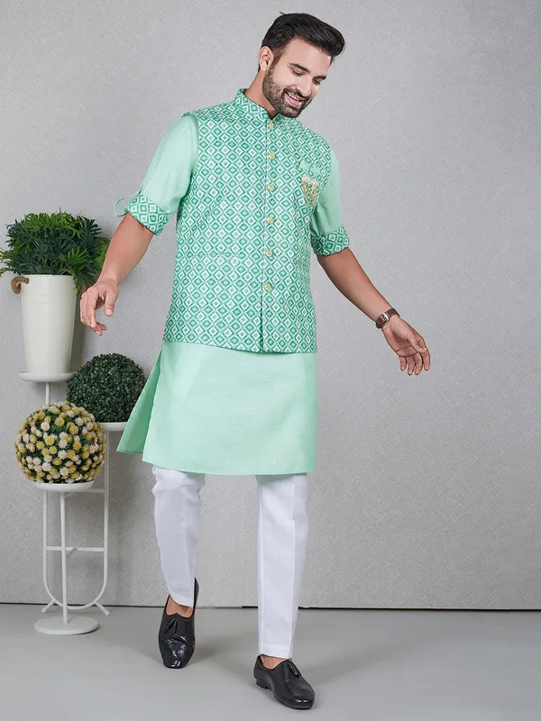 Trendy light green silk waistcoat set